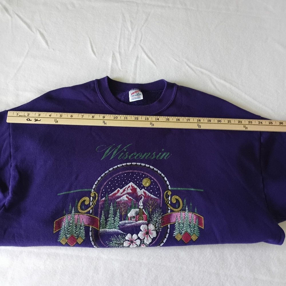 Vintage Wisconsin Sweatshirt Men's XL 90s Jerzees Crewneck Purple Graphic Print. - Picture 11 of 12